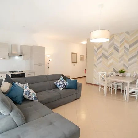 Boheme Beths House Апартаменты *